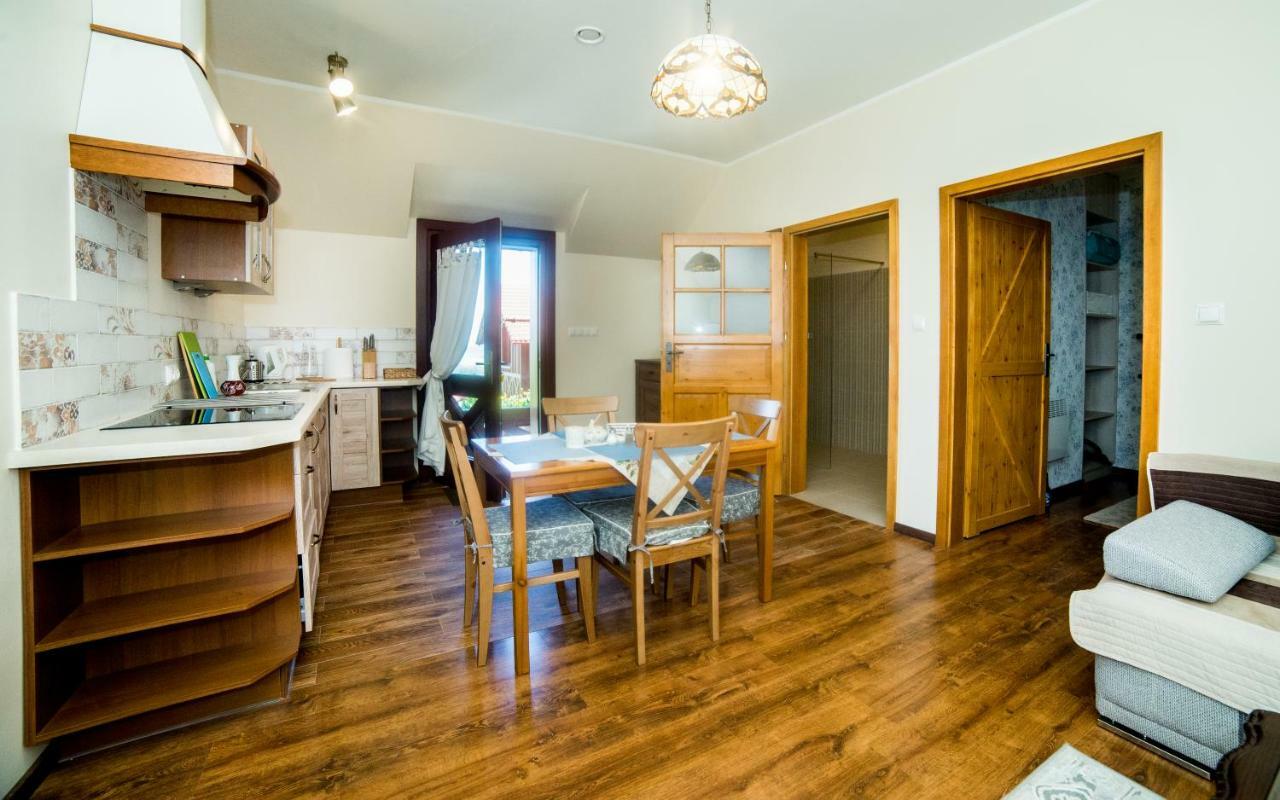 Apartamenty Romanowka Raszow Bagian luar foto