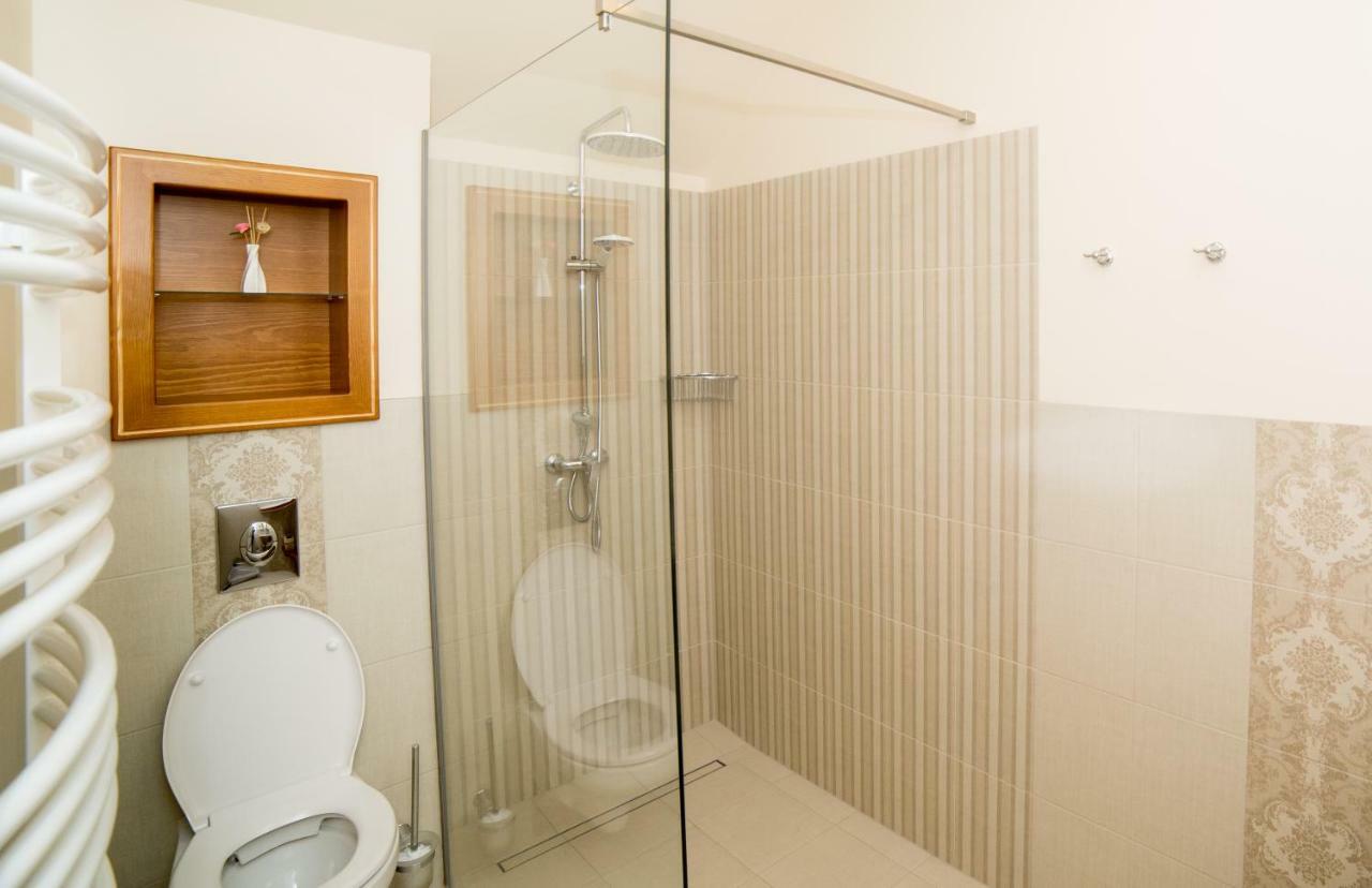 Apartamenty Romanowka Raszow Bagian luar foto
