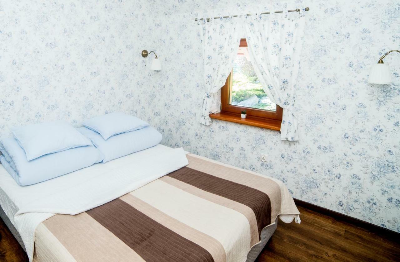 Apartamenty Romanowka Raszow Bagian luar foto